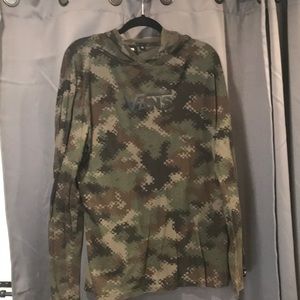 3/$10 Vans Mens lightweight long sleeve hooded t shirt